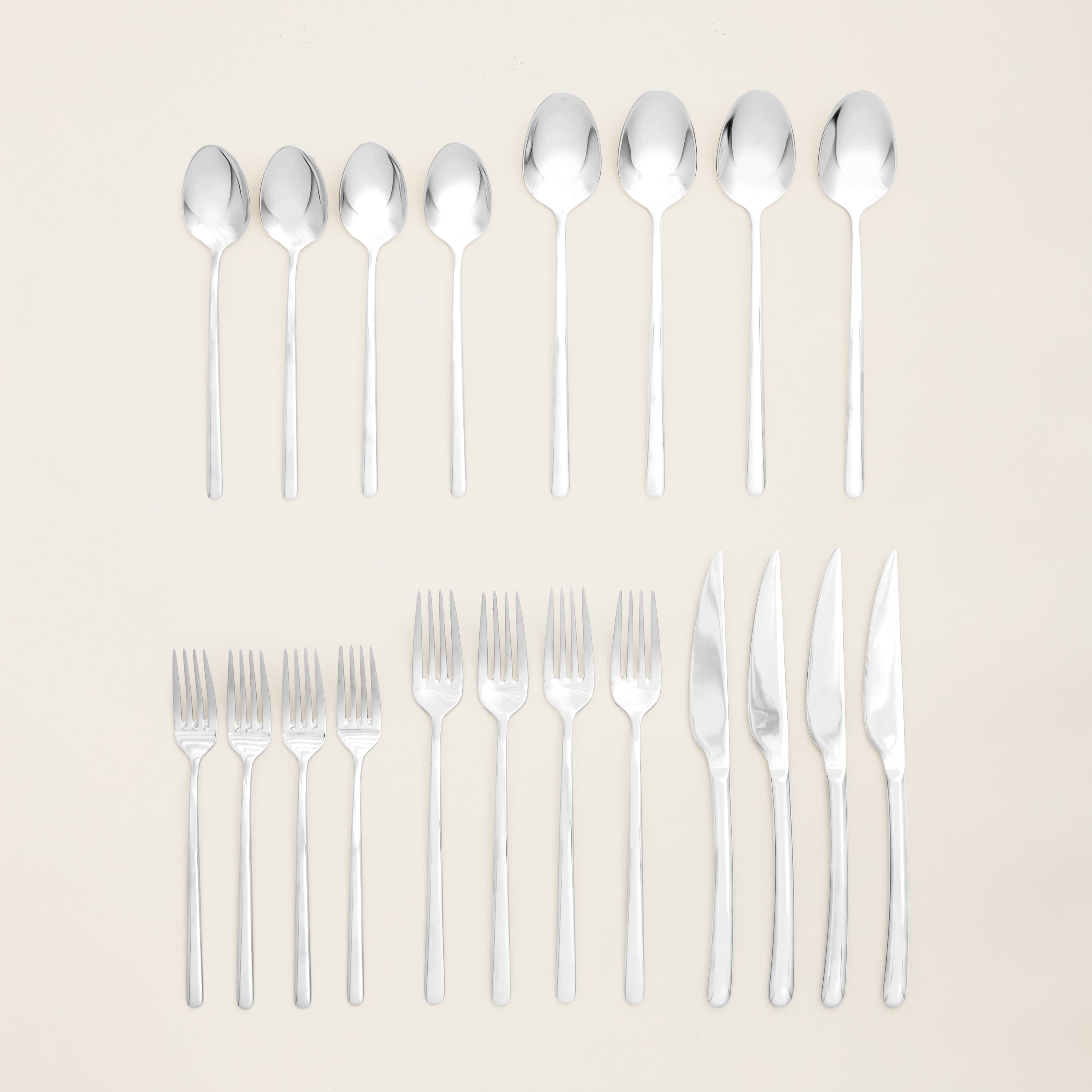 Italic Emilia Mirror 20-Piece Flatware Set