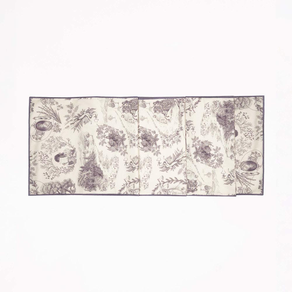 The Heroines Table Linens Set.