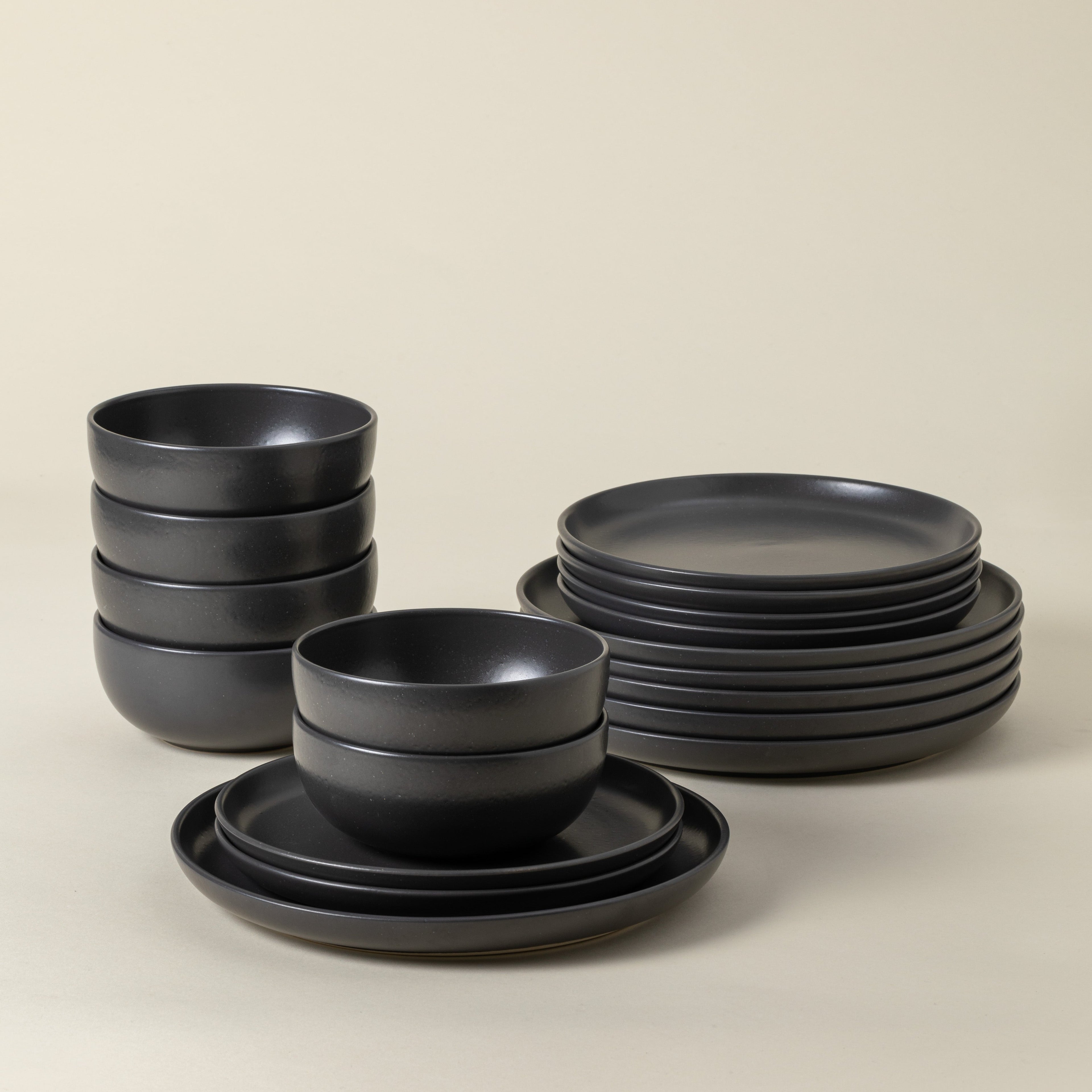 18-Piece Dinnerware Set with Soup/Pasta Plate Pacifica, Casafina by COSTA NOVA