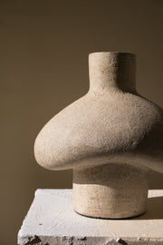 Tana Vessel.