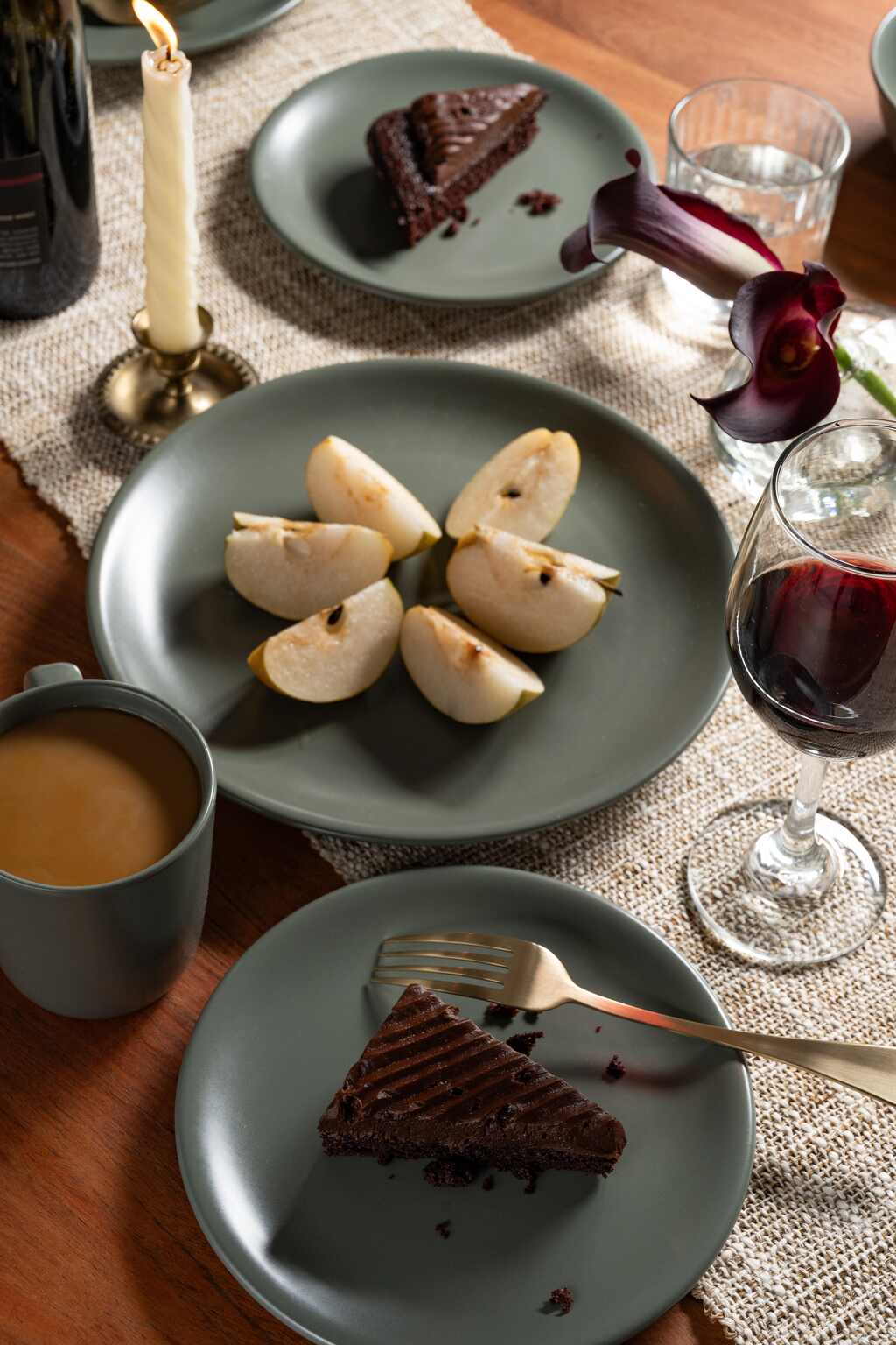 The Grande Plate (Set of 4).