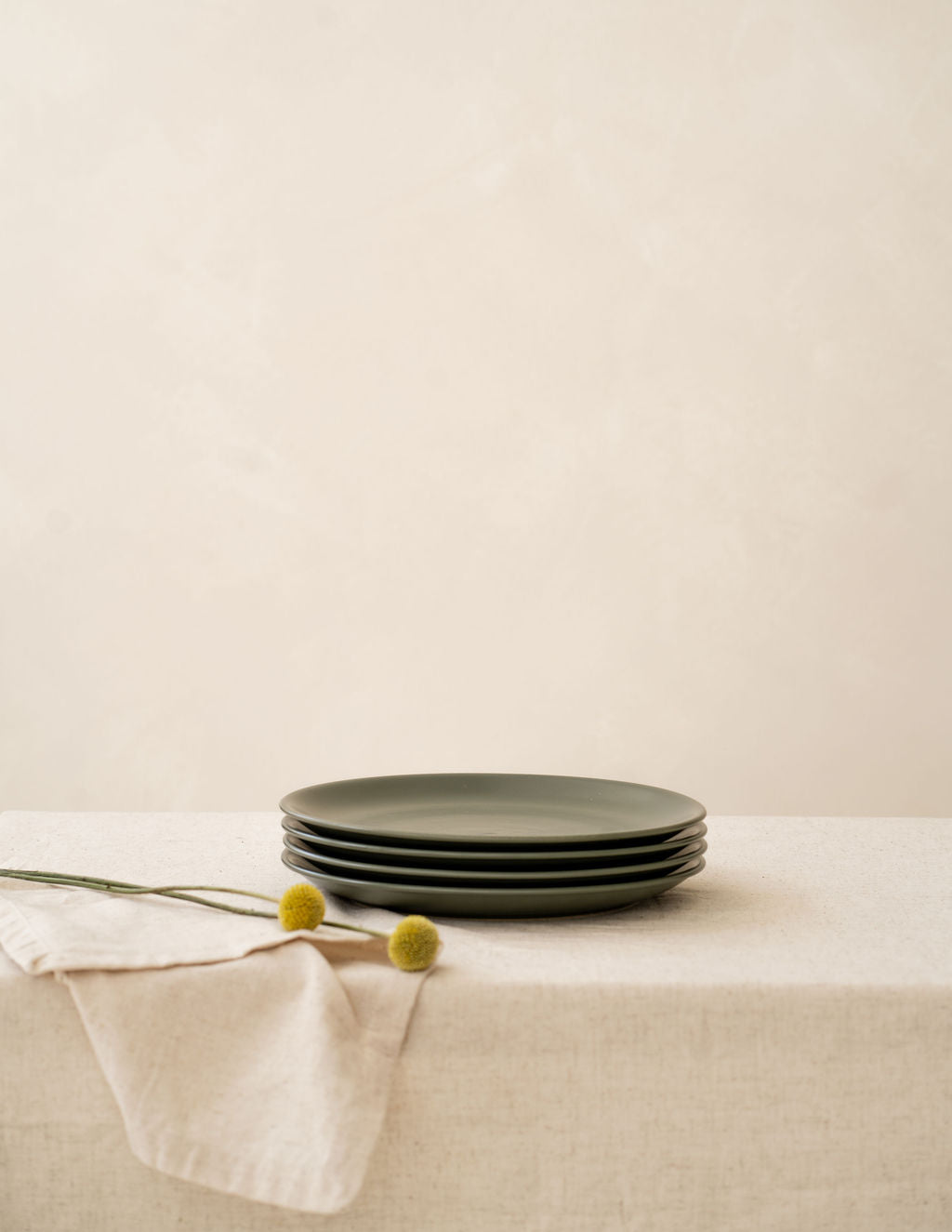 The Grande Plate (Set of 4).