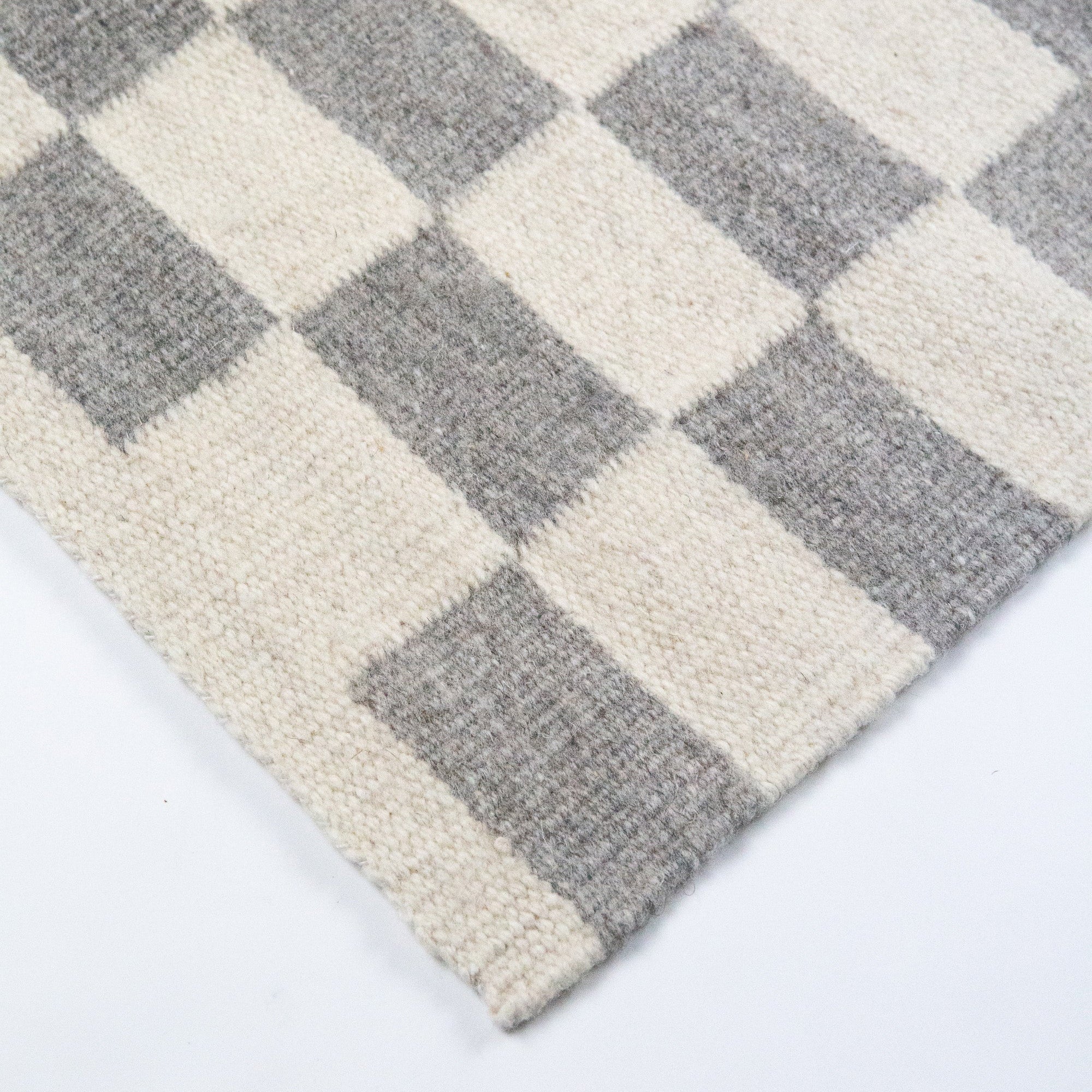 Zapotec Checkered Rug in Grey & Ivory