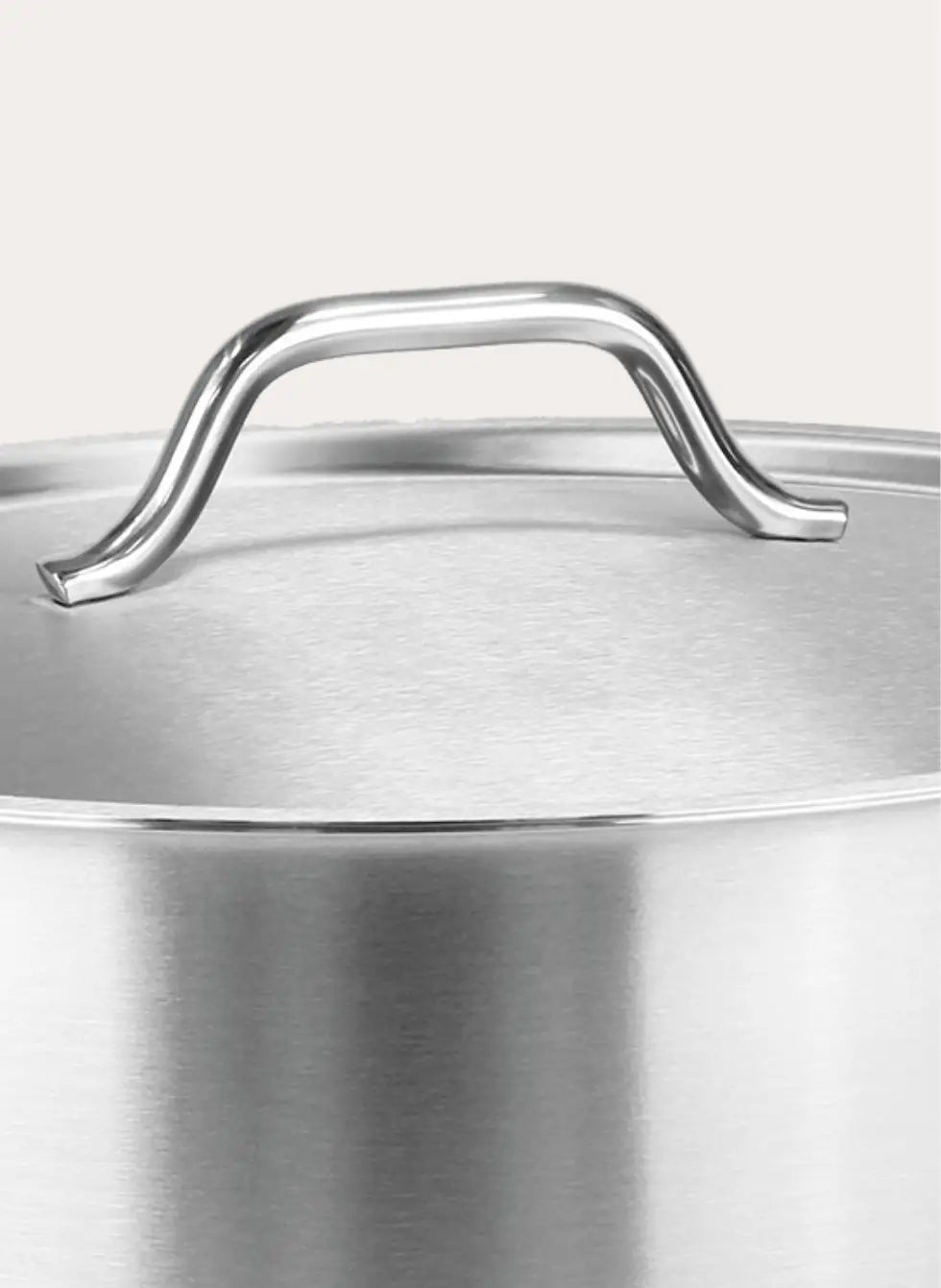 Large Rondeau with stainless steel lid