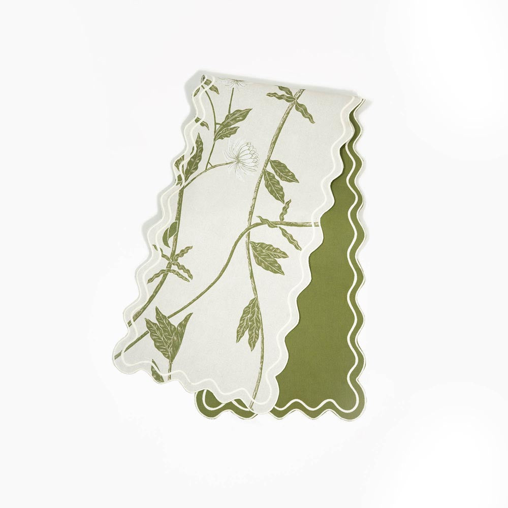 Storytime Dahlias Table Linens Set.