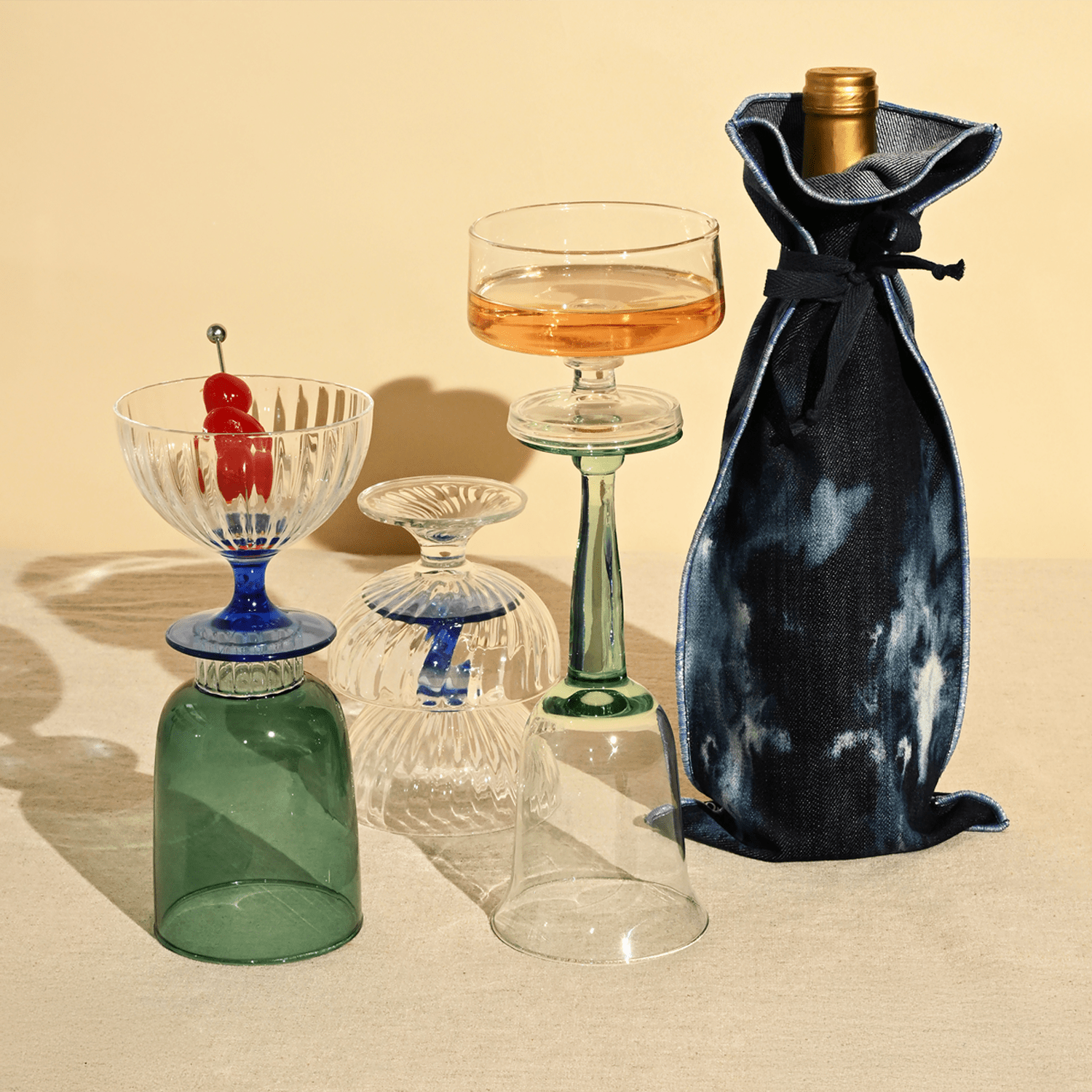 Après Ski Bottle Bag.