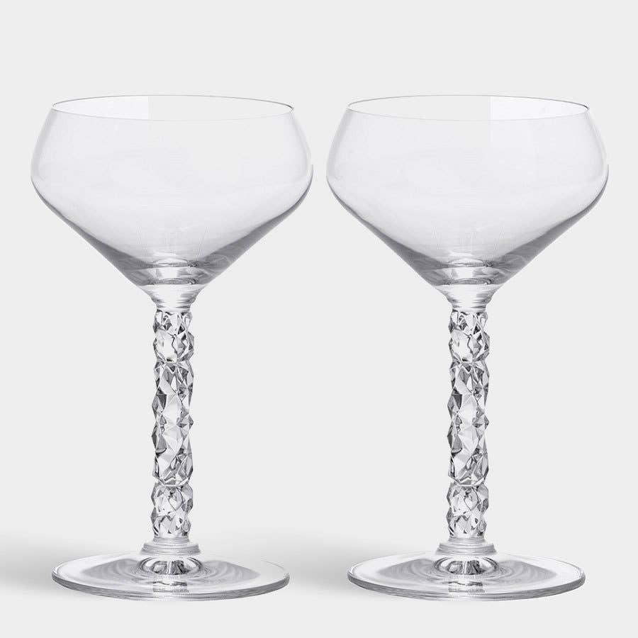 Carat Coupe - Set of 2: Modern Cut Crystal Elegance by Lena Bergström.