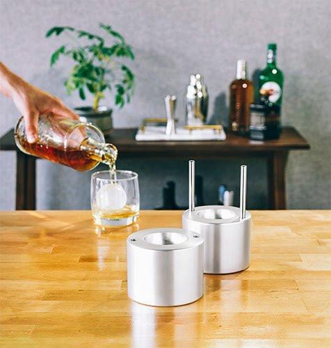 Glacier Rocks 55 mm Ice Sphere Press.