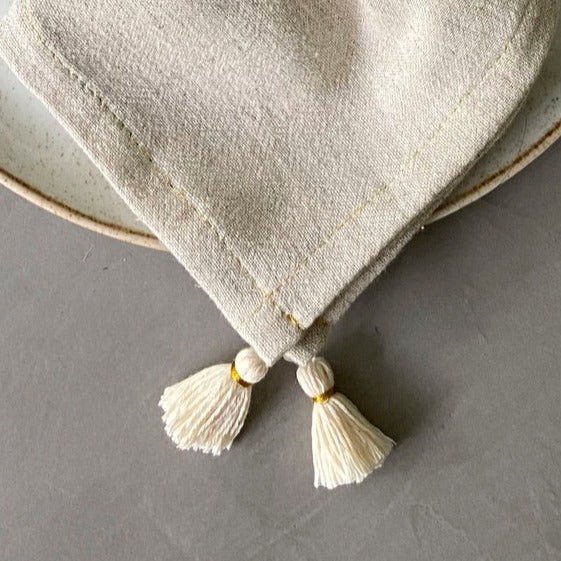 Tassels Napkin - set of 4.